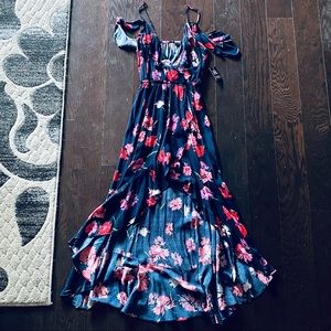 NWT Floral Express Dress
